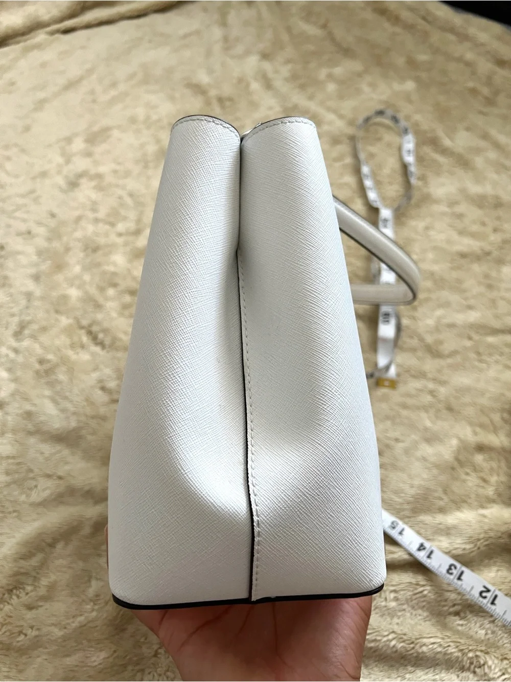 MICHAEL KORS White Medium Size Satchel Purse